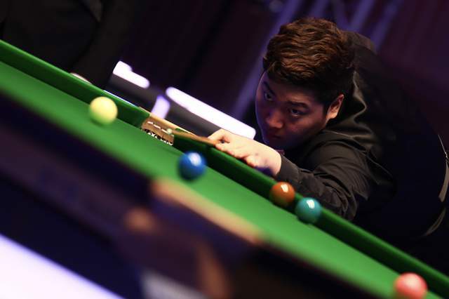 深厚纽带的 深厚纽带的