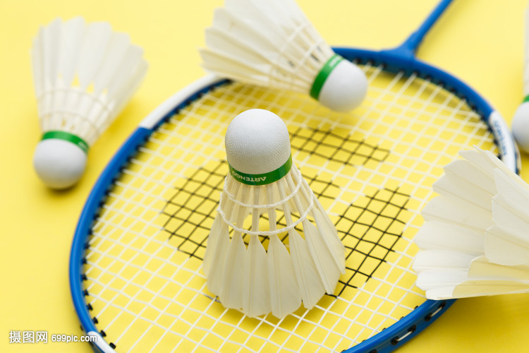 名参加了一 名参加了一